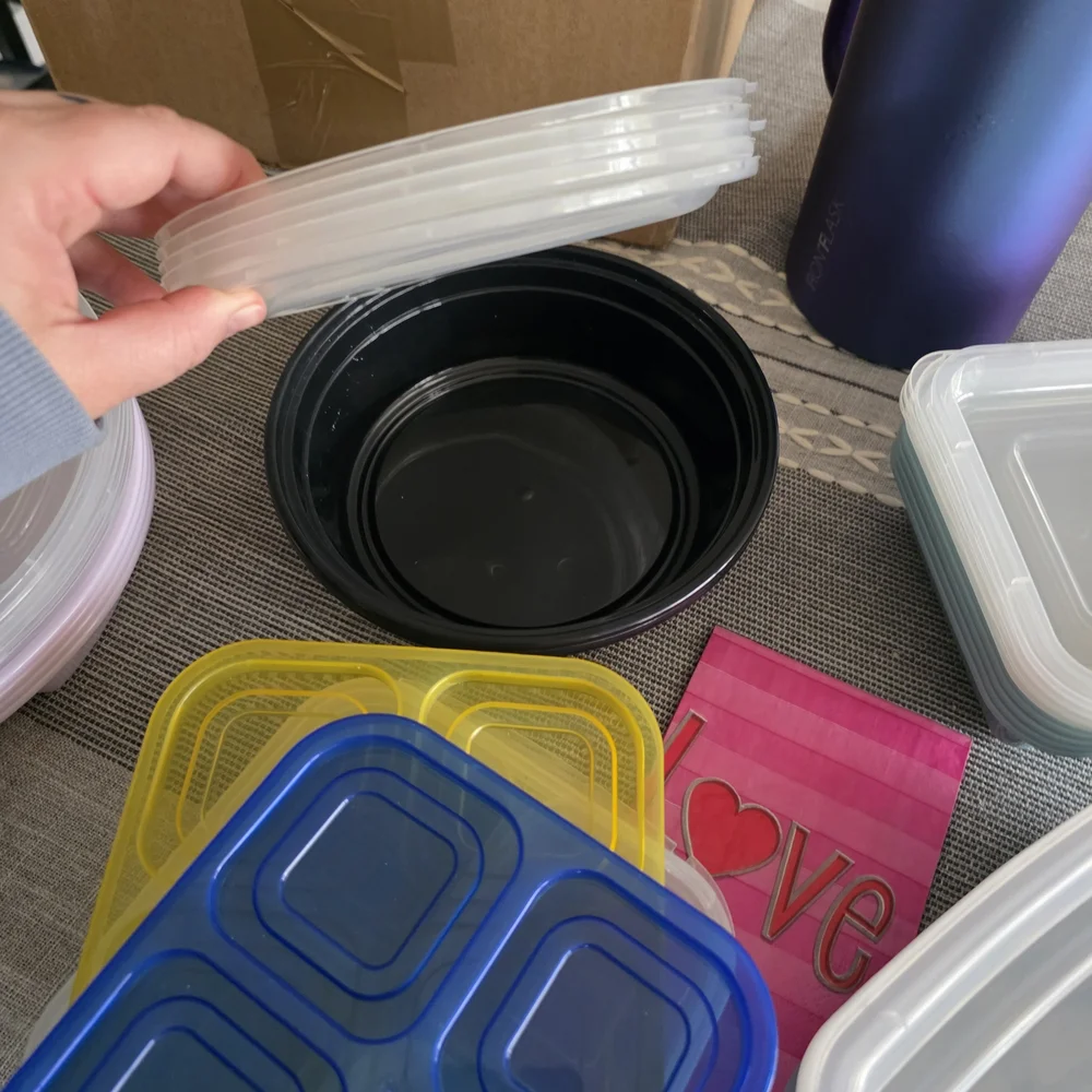 Multi-Color Food Storage Container Set - Picture 4 of 6